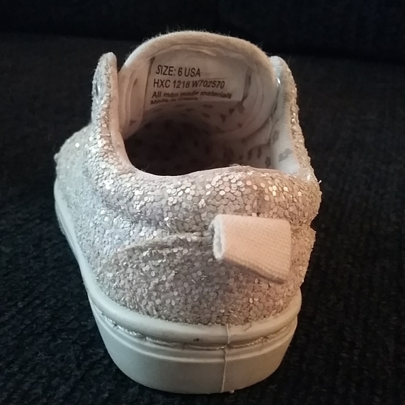 Sparkle Sneakers - Picture 3 of 12